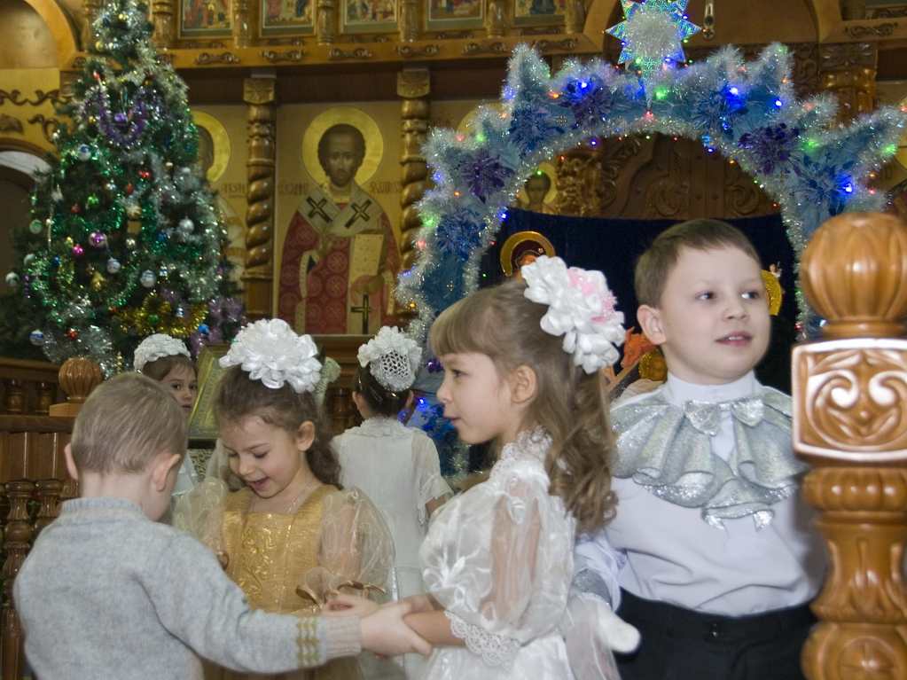 В церковно-приходской школе Свято-Никольского собора Русской Православной Церкви в Алматы